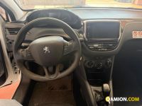 Peugeot 208 208 | MT AUTOCARRI SRL