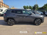 Jeep compass used - 47,000 km - Napoli - 2021 - car | Millenium Car - Foto 4