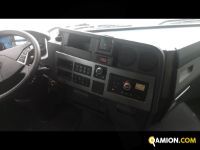 Renault trucks Vers. RENAULT TRUCKS | Trattore Trattore | INDUSTRIAL CARS S.P.A