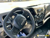 Iveco Mod. IVECO Vers. IVECO | Leggero Cabinato <= 35 q.li Furgonato | INDUSTRIAL CARS S.P.A