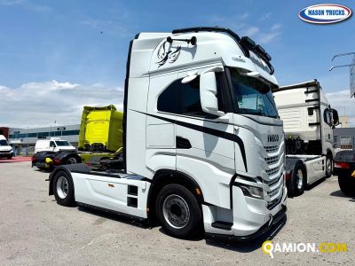 Iveco S-WAY 570