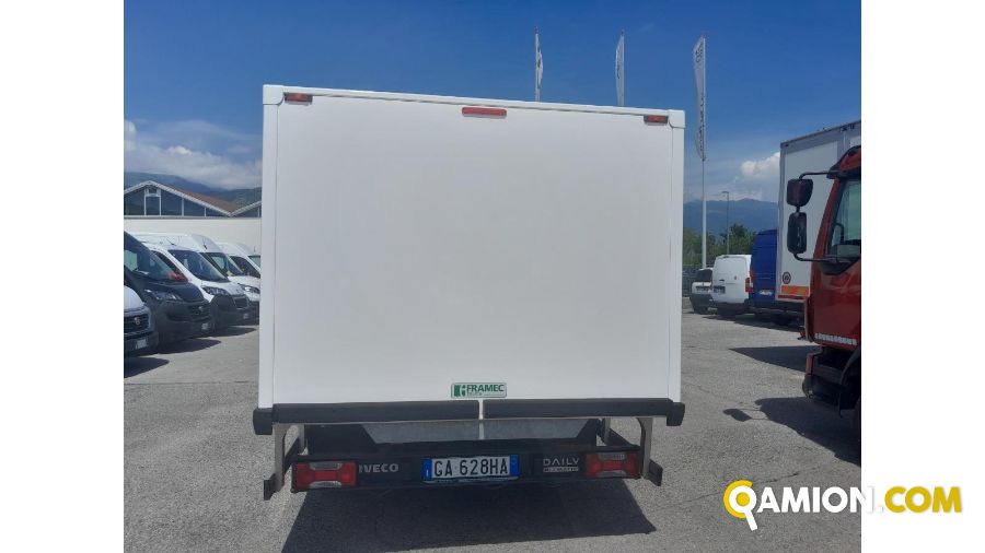Iveco usato - 254.790 km - Treviso - 2020 - cabinato | INDUSTRIAL CARS S.P.A - Foto 5