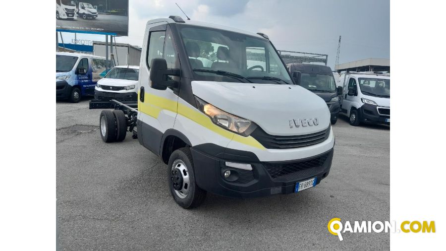 Iveco usato - 339.600 km - Treviso - 2018 - cabinato | INDUSTRIAL CARS S.P.A - Foto 2