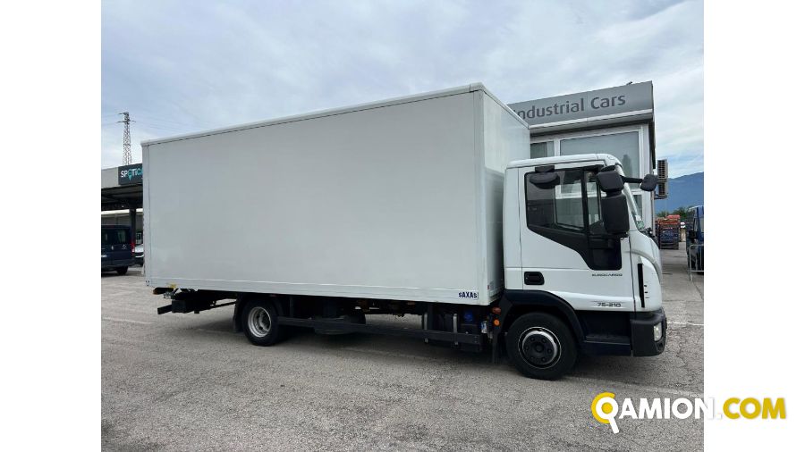Iveco Mod. IVECO Vers. IVECO | Leggero Cabinato > 35 q.li Furgonato con sponda | INDUSTRIAL CARS S.P.A