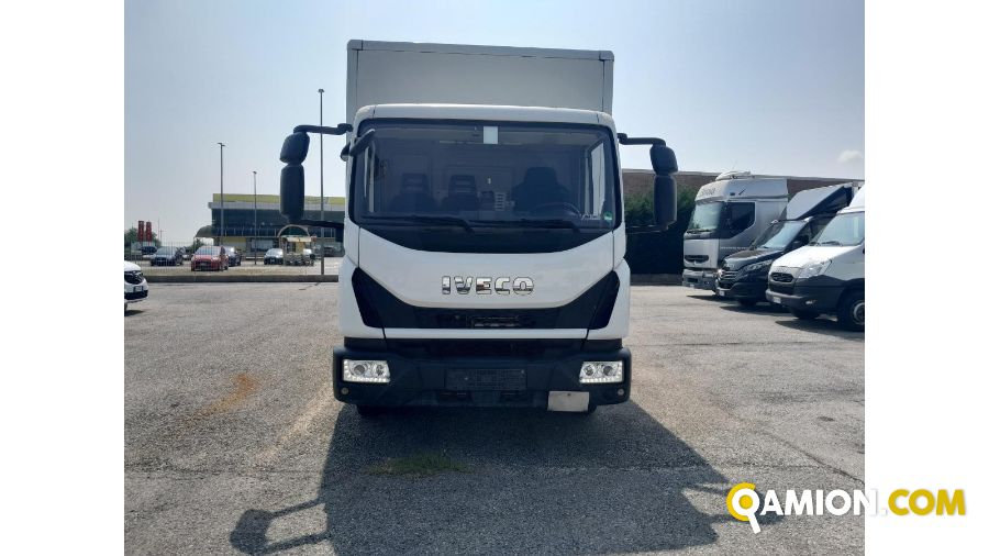 Iveco Mod. IVECO Vers. IVECO | Leggero Cabinato > 35 q.li Furgonato con sponda | INDUSTRIAL CARS S.P.A