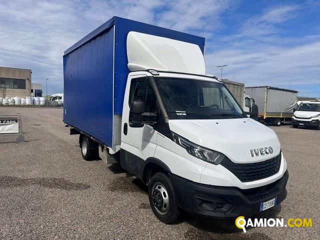 Iveco usato - 227.500 km - Vicenza - 2020 - cabinato | INDUSTRIAL CARS S.P.A - Foto 3