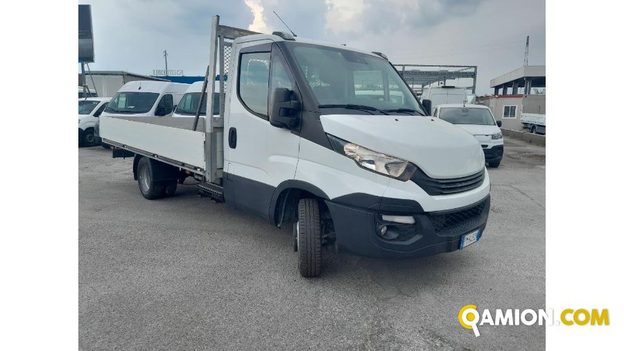 Iveco used - 481,500 km - Treviso - 2018 - chassis cab | INDUSTRIAL CARS S.P.A - Foto 2