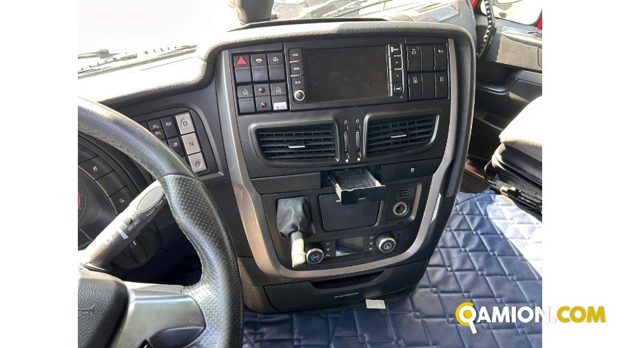 Iveco Mod. IVECO Vers. IVECO | Trattore Trattore | INDUSTRIAL CARS S.P.A