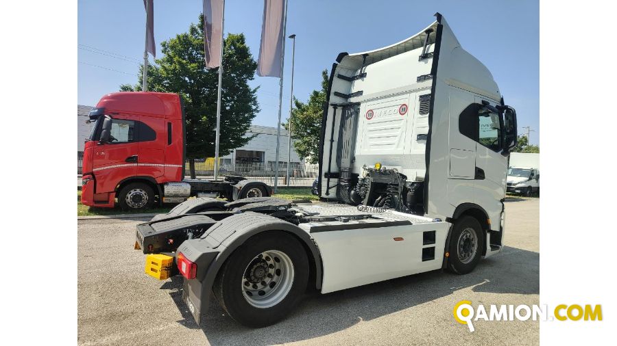 Iveco Mod. IVECO Vers. IVECO | Trattore Trattore | INDUSTRIAL CARS S.P.A