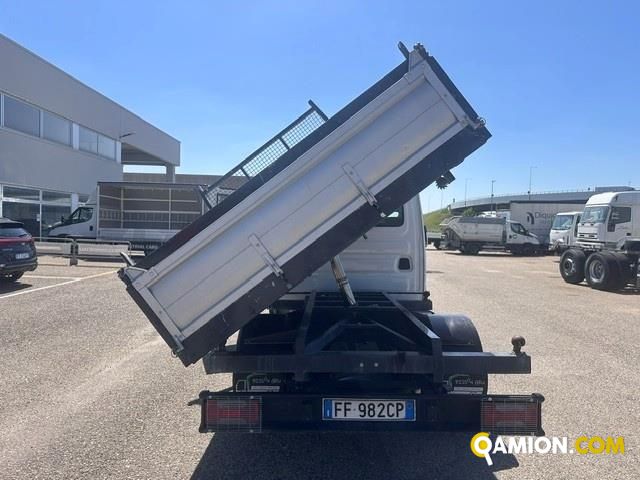 Iveco Mod. IVECO Vers. IVECO | Leggero Cabinato <= 35 q.li Cassone Ribaltabile | INDUSTRIAL CARS S.P.A