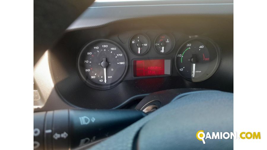 Iveco usato - 415.400 km - Treviso - 2015 - furgone | INDUSTRIAL CARS S.P.A - Foto 9