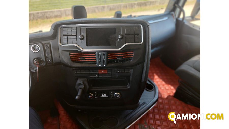 Iveco Mod. IVECO Vers. IVECO | Trattore Trattore | INDUSTRIAL CARS S.P.A