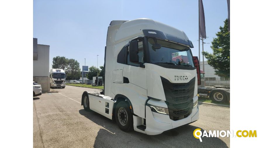Iveco Mod. IVECO Vers. IVECO | Trattore Trattore | INDUSTRIAL CARS S.P.A