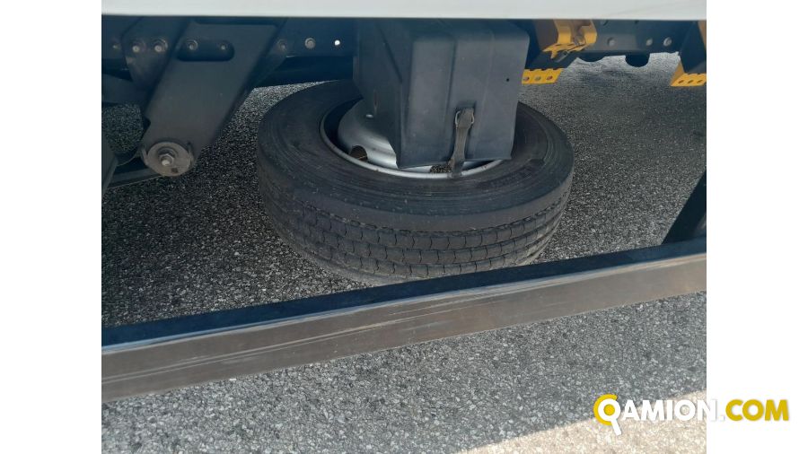 Iveco Mod. IVECO Vers. IVECO | Leggero Cabinato > 35 q.li Furgonato con sponda | INDUSTRIAL CARS S.P.A