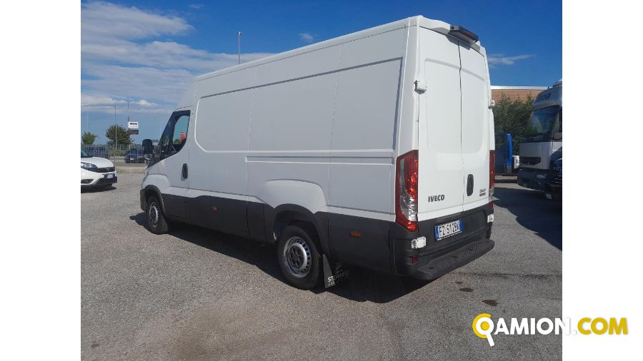 Iveco occasion - 248 700 km - Treviso - 2020 - van | INDUSTRIAL CARS S.P.A - Foto 4