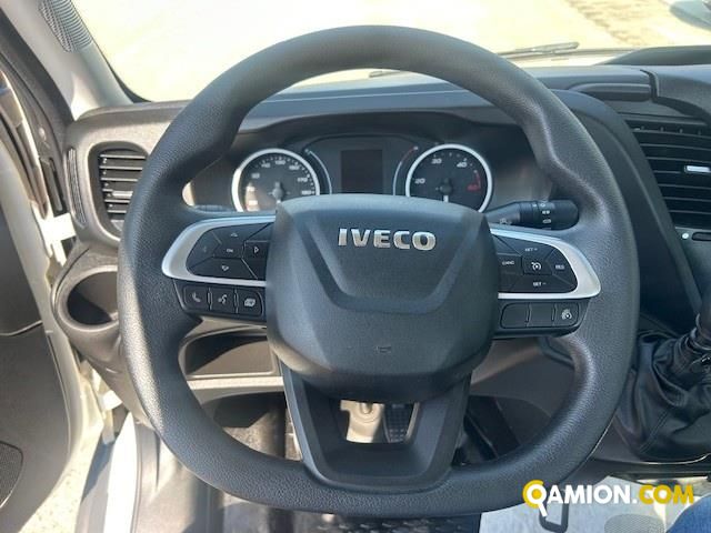 Iveco Mod. IVECO Vers. IVECO | Leggero Cabinato <= 35 q.li Cassone fisso | INDUSTRIAL CARS S.P.A