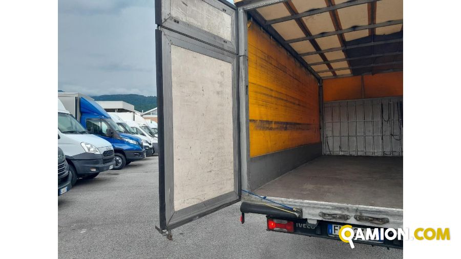 Iveco usato - 555.300 km - Treviso - 2017 - cabinato | INDUSTRIAL CARS S.P.A - Foto 25