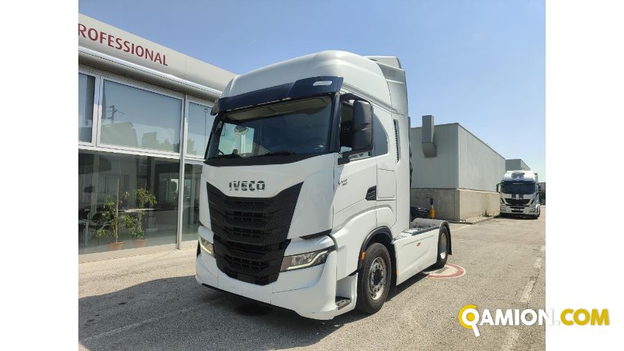 Iveco Mod. IVECO Vers. IVECO | Trattore Trattore | INDUSTRIAL CARS S.P.A