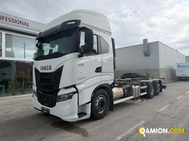 Iveco Mod. IVECO Vers. IVECO | Motrice Scarrabile con gancio | INDUSTRIAL CARS S.P.A