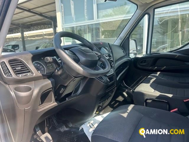 Iveco Mod. IVECO Vers. IVECO | Leggero Cabinato <= 35 q.li Cassone fisso | INDUSTRIAL CARS S.P.A