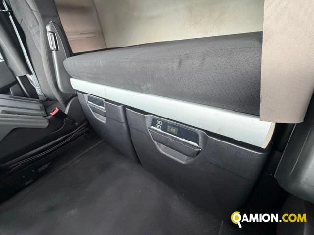 Iveco Mod. IVECO Vers. IVECO | Motrice Scarrabile con gancio | INDUSTRIAL CARS S.P.A