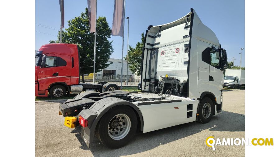 Iveco Mod. IVECO Vers. IVECO | Trattore Trattore | INDUSTRIAL CARS S.P.A