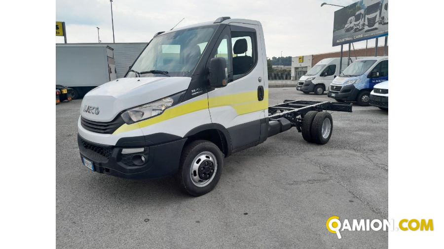 Iveco usato - 339.600 km - Treviso - 2018 - cabinato | INDUSTRIAL CARS S.P.A - Foto 1