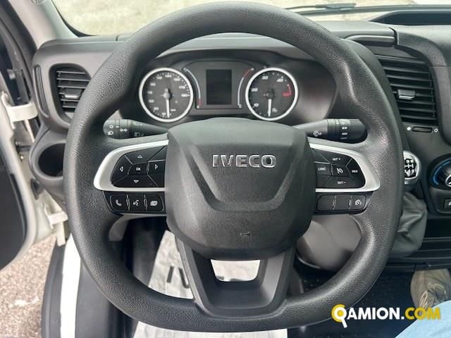 Iveco Mod. IVECO Vers. IVECO | Leggero Cabinato <= 35 q.li Telaio | INDUSTRIAL CARS S.P.A