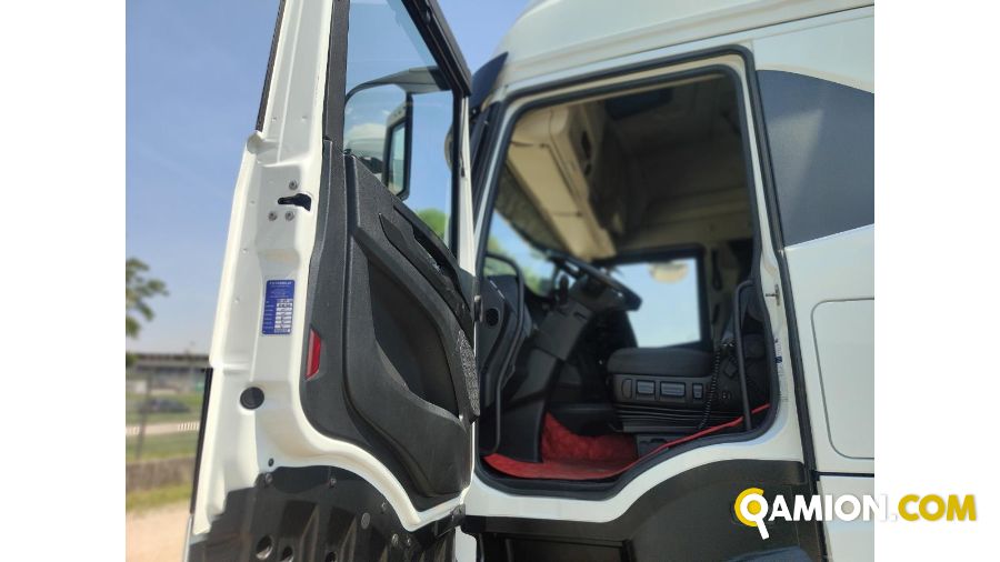 Iveco Mod. IVECO Vers. IVECO | Trattore Trattore | INDUSTRIAL CARS S.P.A
