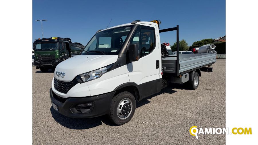 Iveco usato - 135.004 km - Vicenza - 2021 - cabinato | INDUSTRIAL CARS S.P.A - Foto 1