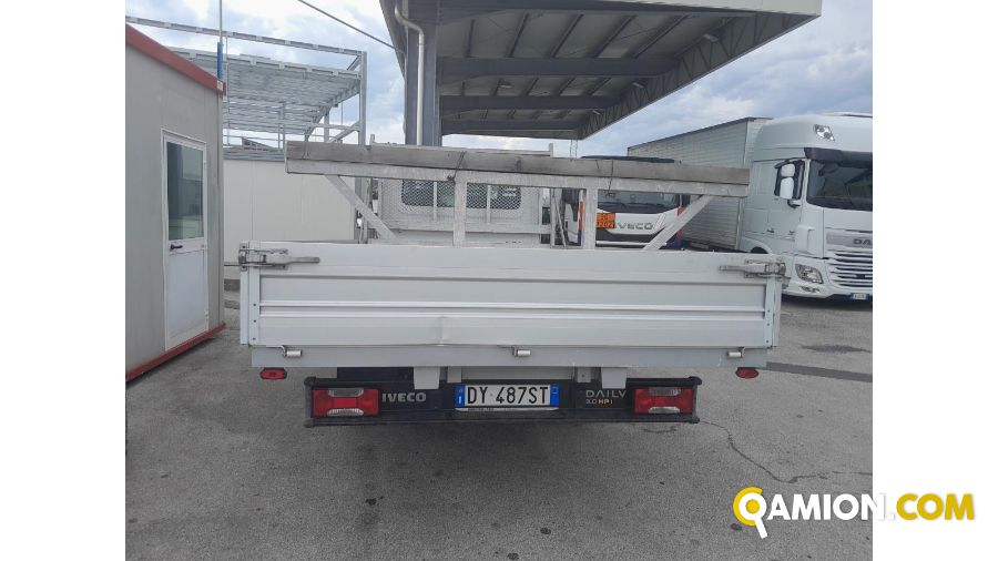Iveco occasion - 275 096 km - Treviso - 2009 | INDUSTRIAL CARS S.P.A - Foto 5
