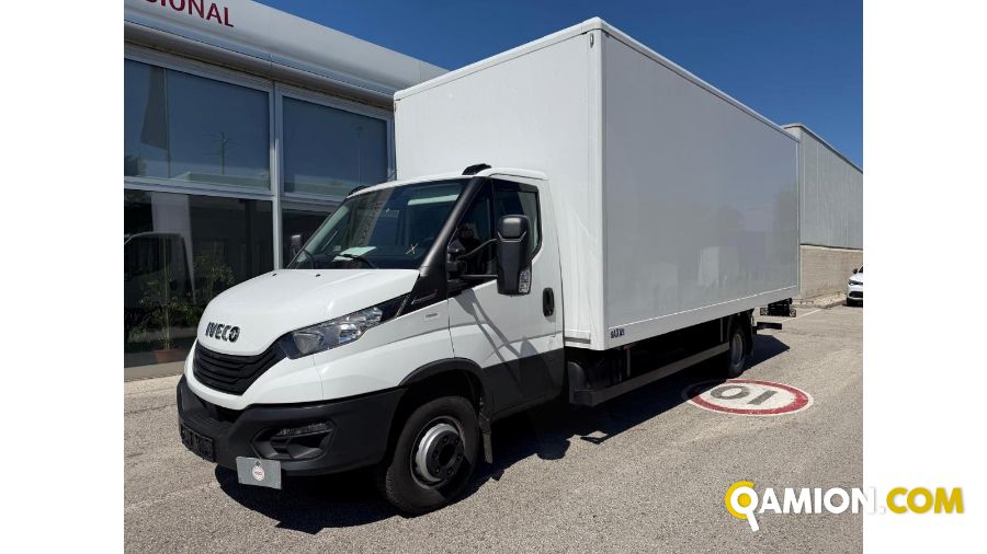 Iveco Mod. IVECO Vers. IVECO | Leggero Cabinato > 35 q.li Furgonato con sponda | INDUSTRIAL CARS S.P.A