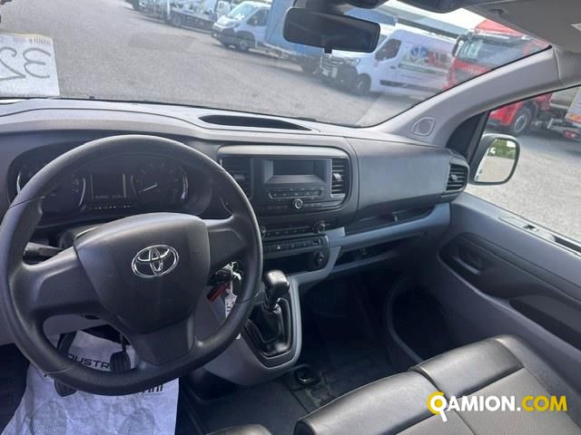 Toyota Proace 2ª serie Proace 1.6D 115CV S&S PC-TN Furgone Compact 3p.10q | Leggero Furgone <= 35 q.li Furgone di serie / Van | INDUSTRIAL CARS S.P.A