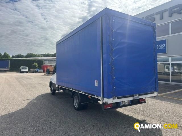 Iveco usato - 227.500 km - Vicenza - 2020 - cabinato | INDUSTRIAL CARS S.P.A - Foto 5