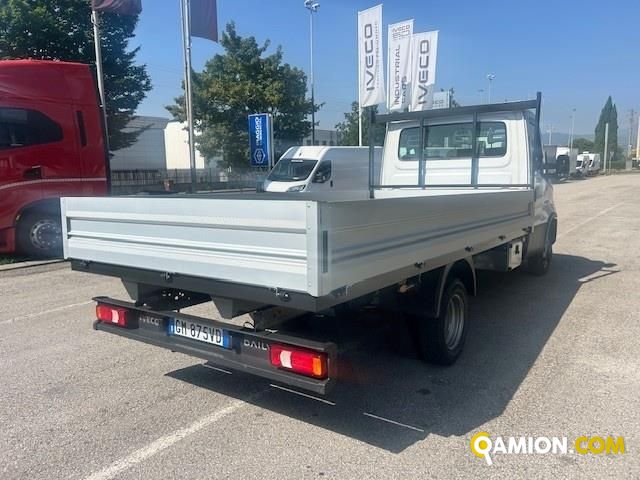 Iveco Mod. IVECO Vers. IVECO | Leggero Cabinato <= 35 q.li Cassone fisso | INDUSTRIAL CARS S.P.A