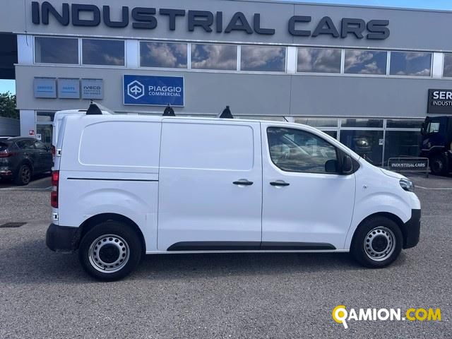 Toyota Proace 2ª serie Proace 1.6D 115CV S&S PC-TN Furgone Compact 3p.10q | Leggero Furgone <= 35 q.li Furgone di serie / Van | INDUSTRIAL CARS S.P.A