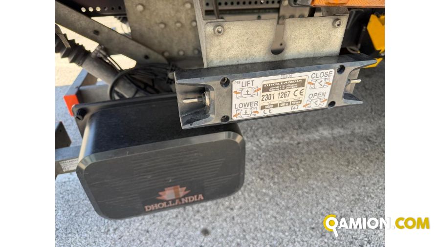 Iveco Mod. IVECO Vers. IVECO | Leggero Cabinato > 35 q.li Furgonato con sponda | INDUSTRIAL CARS S.P.A