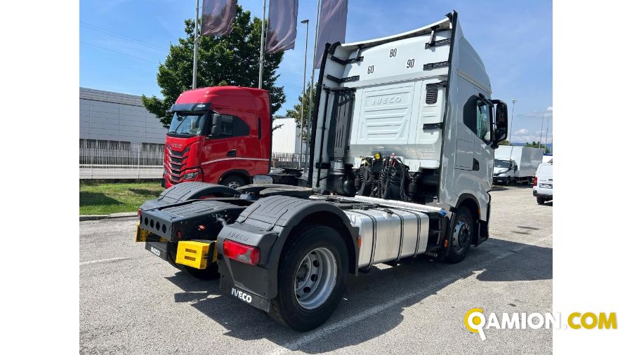 Iveco Mod. IVECO Vers. IVECO | Trattore Trattore | INDUSTRIAL CARS S.P.A