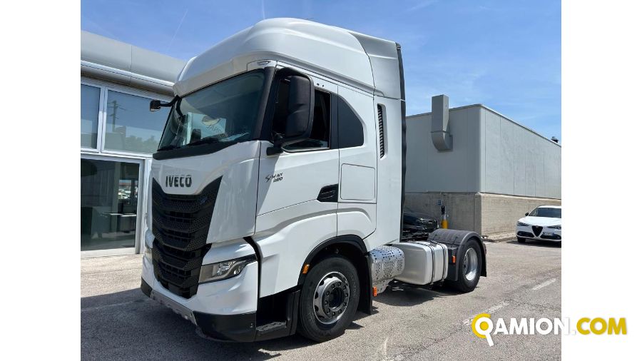 Iveco Mod. IVECO Vers. IVECO | Trattore Trattore | INDUSTRIAL CARS S.P.A
