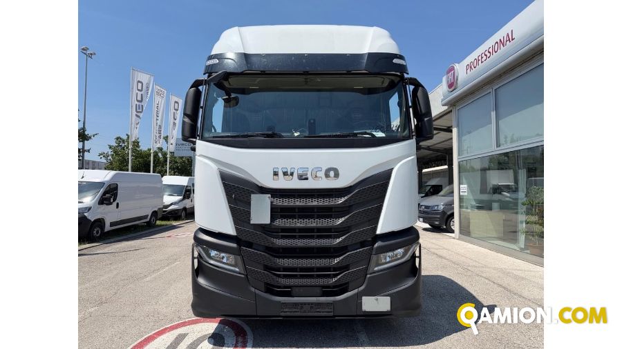Iveco Mod. IVECO Vers. IVECO | Motrice Scarrabile con gancio | INDUSTRIAL CARS S.P.A