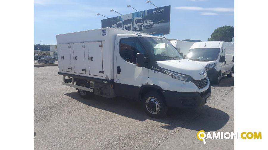 Iveco usato - 254.790 km - Treviso - 2020 - cabinato | INDUSTRIAL CARS S.P.A - Foto 4