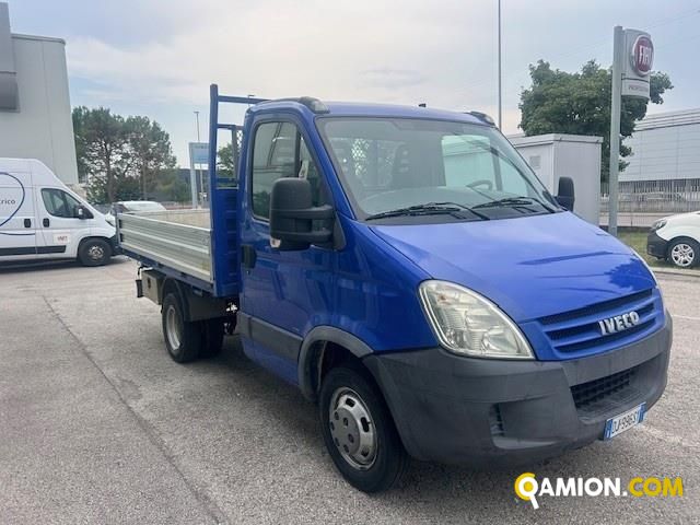 Iveco Mod. IVECO Vers. IVECO | Leggero Cabinato <= 35 q.li Cassone Ribaltabile | INDUSTRIAL CARS S.P.A
