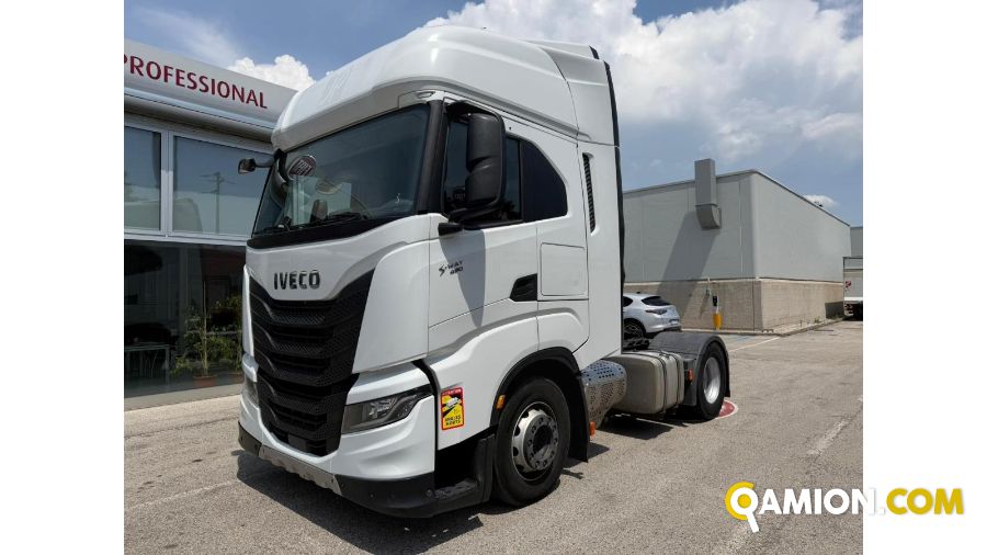 Iveco Mod. IVECO Vers. IVECO | Trattore Trattore | INDUSTRIAL CARS S.P.A