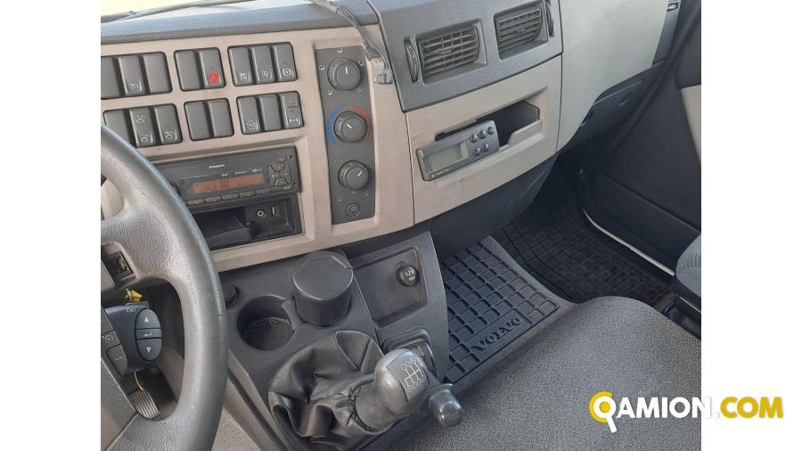 Volvo fl100 usato - 390.770 km - Torino - 2018 | Iveco Orecchia - Foto 5