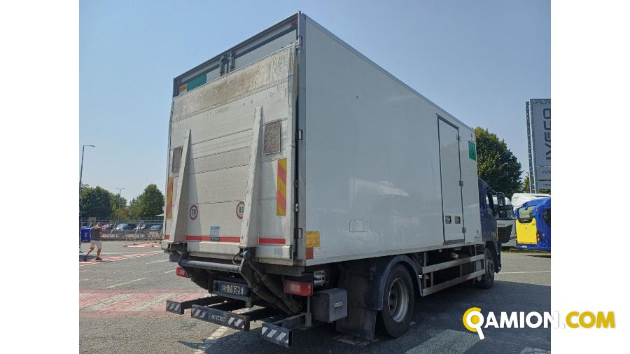 Volvo fm9 occasion - 1 875 527 km - Torino - 2006 | Iveco Orecchia - Foto 8