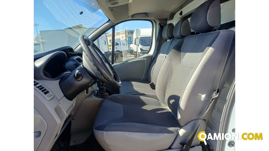 Opel vivaro usato - 213.381 km - Torino - 2014 | Iveco Orecchia - Foto 2
