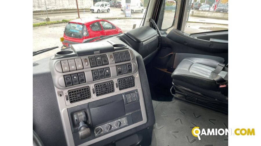 Iveco STRALIS stralis 560 | EUROCAR2002 S.R.L.
