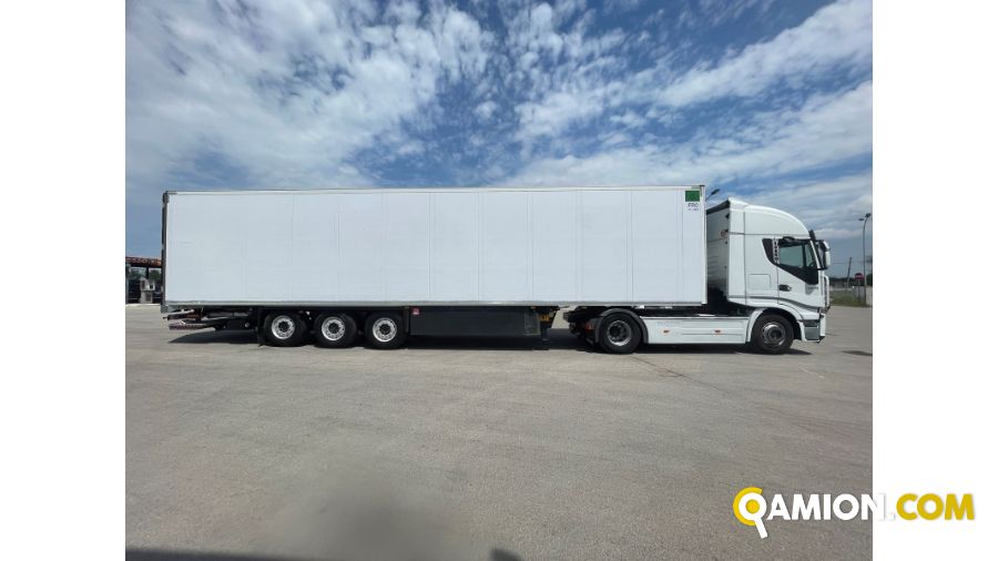 Iveco STRALIS stralis 500 | EUROCAR2002 S.R.L.