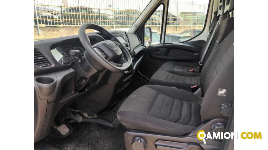 Iveco 35c14 furgone con sponda used - 46,800 km - 2023 | Milano Industrial S.P.A. - Foto 7
