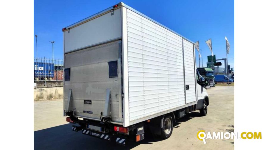 Iveco 35c14 furgone con sponda occasion - 53 611 km | Milano Industrial S.P.A. - Foto 4